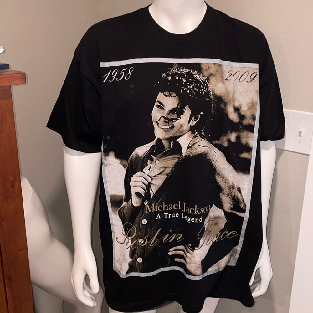 TEE TREE Michael Jackson “The Legend” Tee